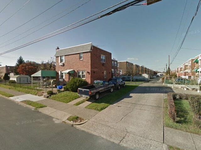 House image located at Philadelphia, PA 19152