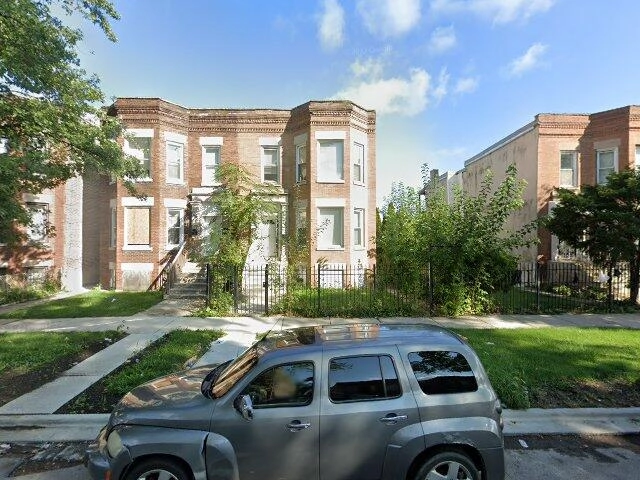 House image located at Chicago, IL 60644