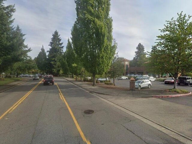 House image located at Lake Oswego, OR 97035