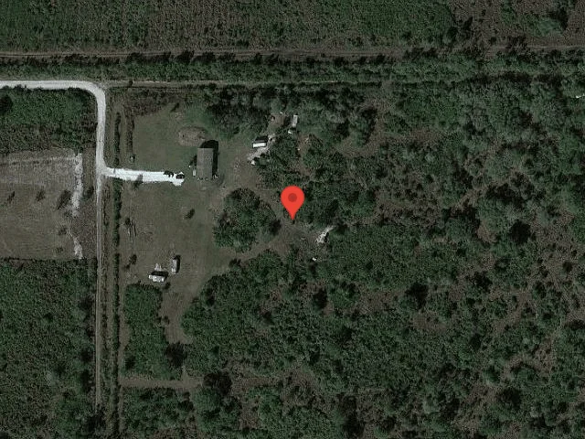 House image located at Labelle, FL 33935