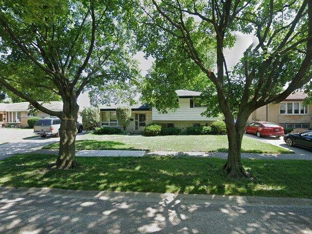 House image located at Wood Dale, IL 60191