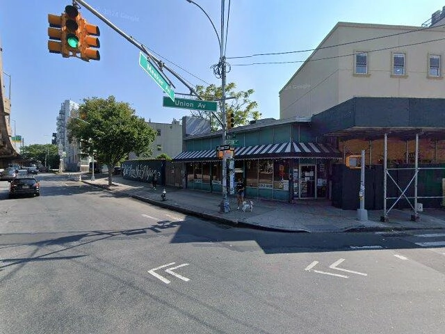 House image located at Paterson, NJ 07522