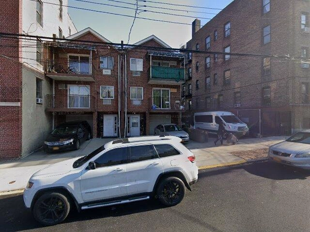 House image located at Bronx, NY 10466