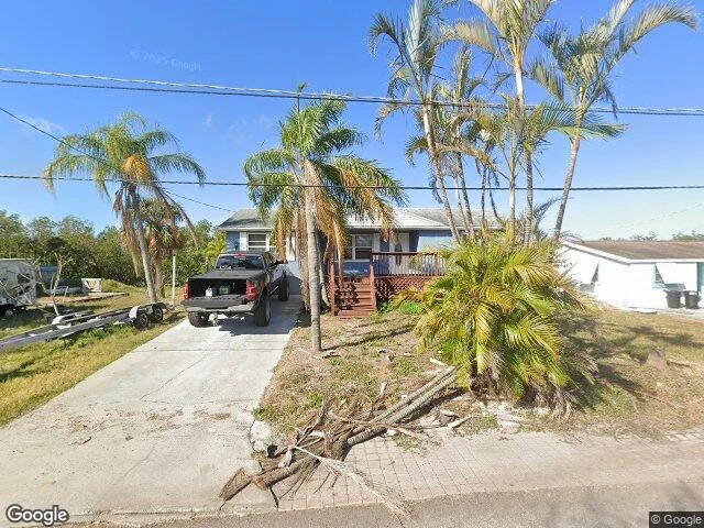 House image located at Ruskin, FL 33570