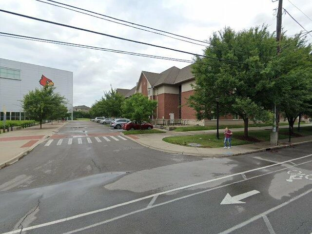 House image located at Springfield, IL 62703