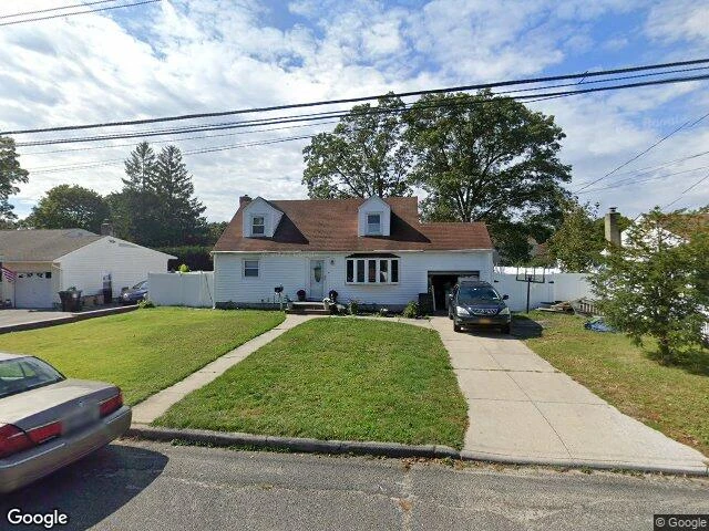 House image located at Bay Shore, NY 11706
