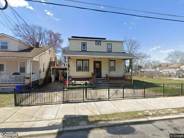 House image located at Camden, NJ 08105