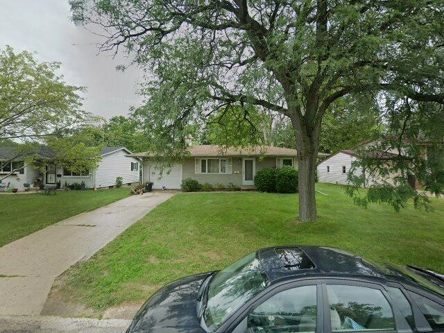 House image located at Peoria, IL 61614