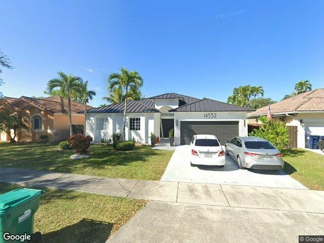 House image located at Miami, FL 33196
