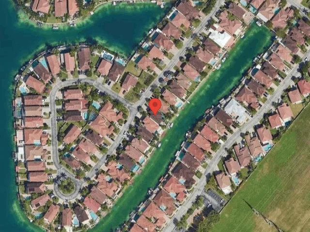 House image located at Miami, FL 33186