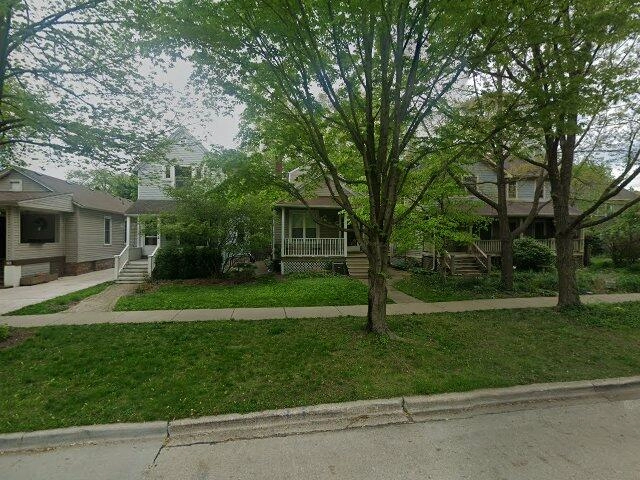 House image located at Riverside, IL 60546