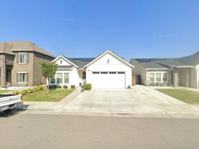 House image located at Fresno, CA 93727