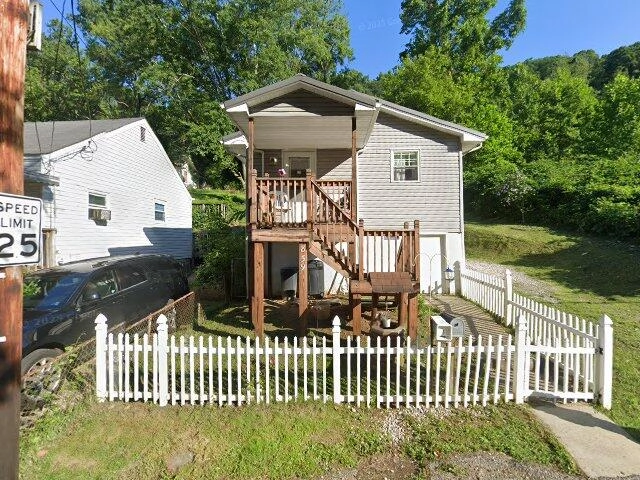 House image located at Charleston, WV 25387
