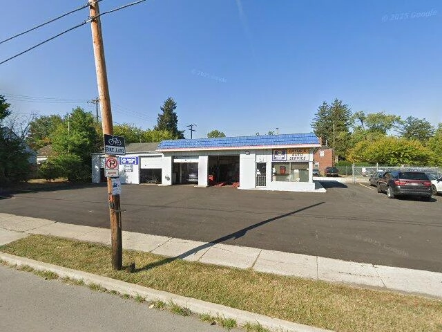 House image located at Des Moines, IA 50320