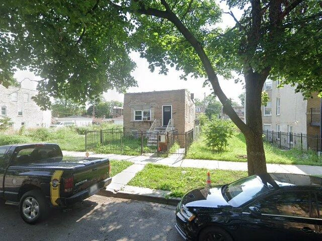 House image located at Chicago, IL 60624