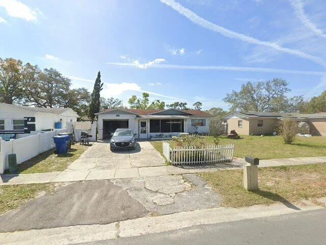 House image located at Largo, FL 33778