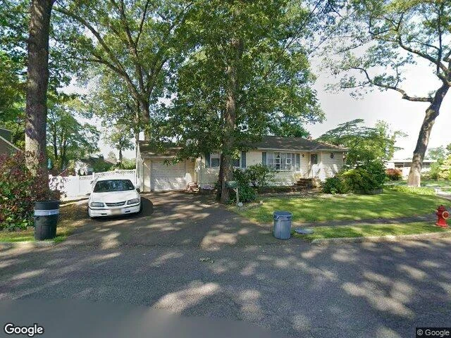 House image located at Waldwick, NJ 07463