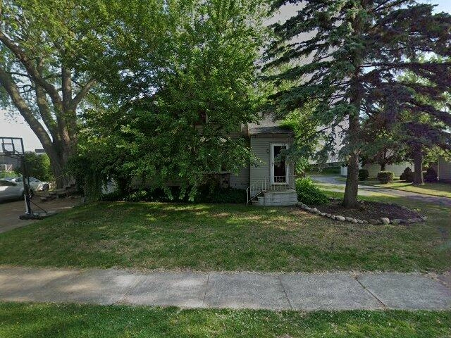 House image located at Waterford, MI 48328