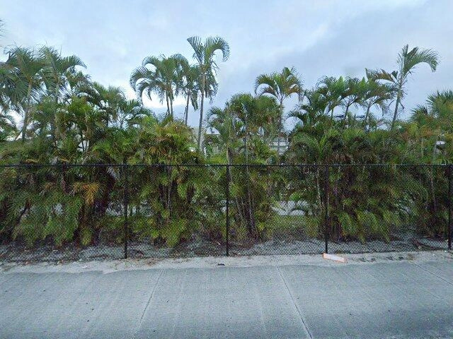House image located at West Palm Beach, FL 33417