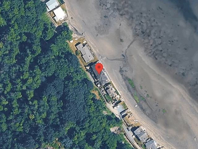 House image located at Clinton, WA 98236