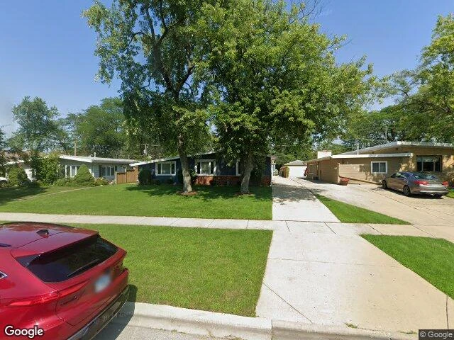 House image located at Glenview, IL 60025