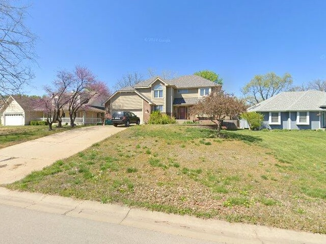 House image located at Topeka, KS 66614