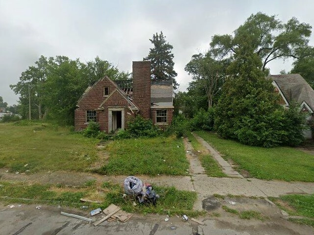 House image located at Detroit, MI 48227