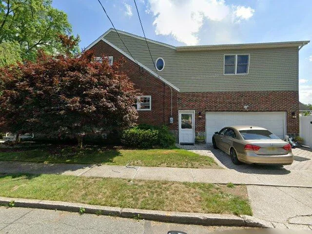 House image located at Pompton Lakes, NJ 07442