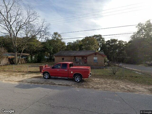 House image located at Crestview, FL 32536