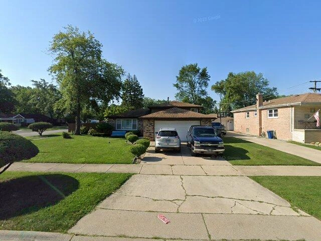 House image located at Burbank, IL 60459