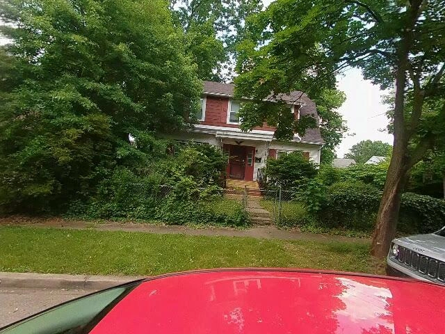 House image located at Akron, OH 44320