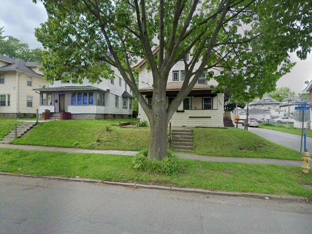 House image located at Battle Creek, MI 49014