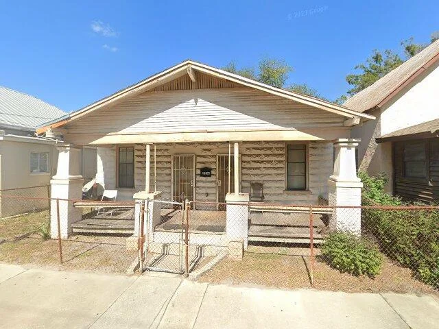 House image located at Tampa, FL 33605