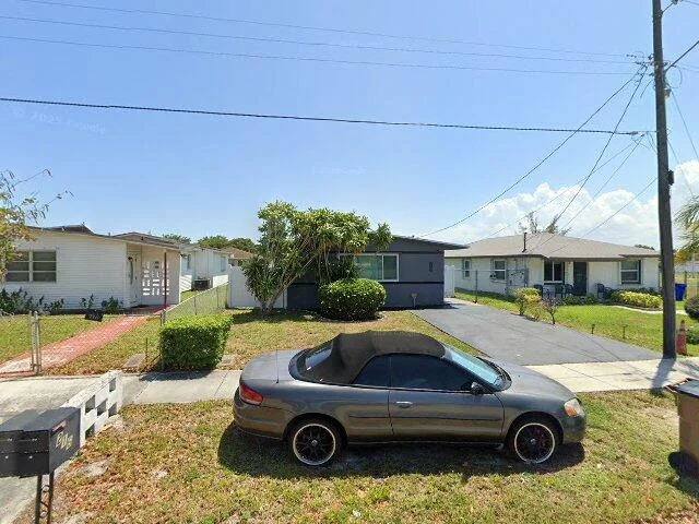 House image located at Deerfield Beach, FL 33441