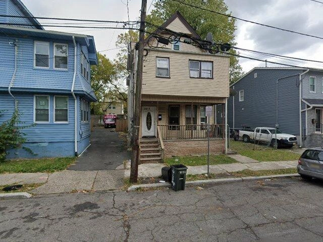 House image located at Newark, NJ 07112