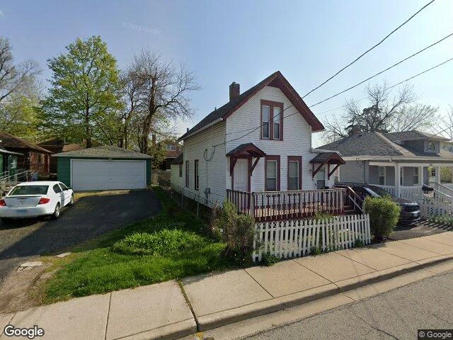 House image located at Elgin, IL 60120