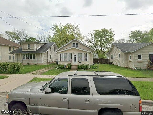 House image located at Aurora, IL 60506