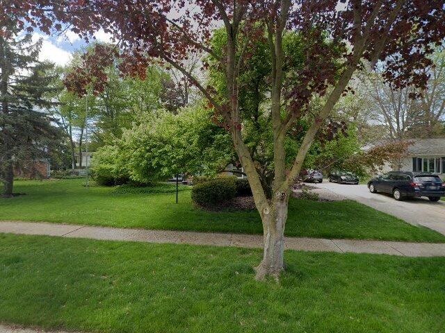 House image located at Troy, MI 48084