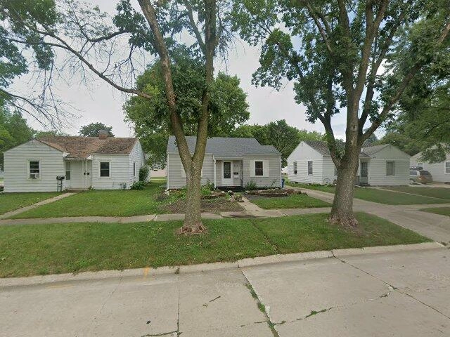 House image located at Charles City, IA 50616