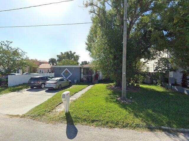 House image located at Tampa, FL 33609