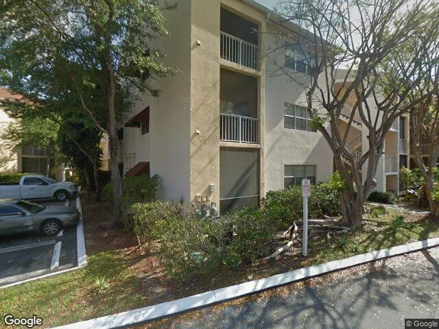 House image located at Miami, FL 33196