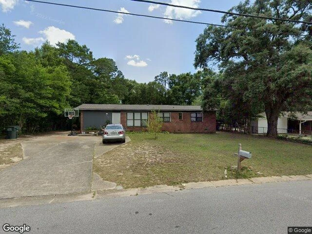 House image located at Milton, FL 32570