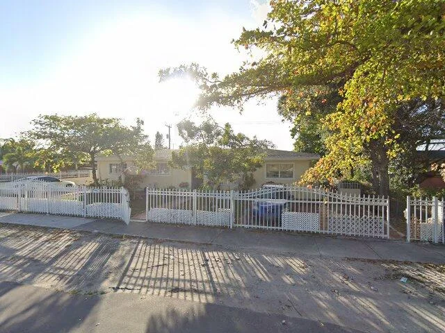 House image located at Miami, FL 33169