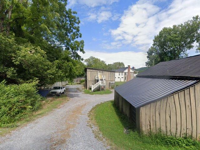 House image located at Selkirk, NY 12158