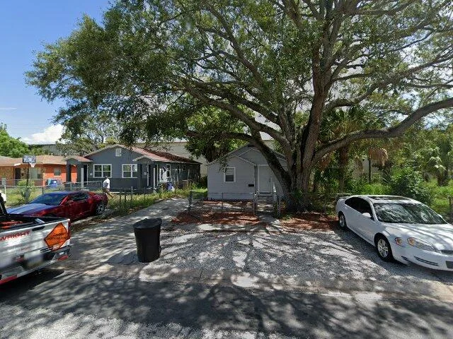 House image located at Saint Petersburg, FL 33712