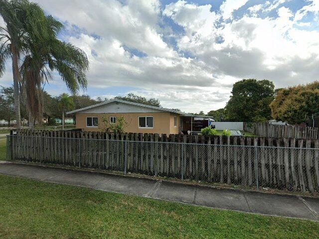 House image located at Miami, FL 33177