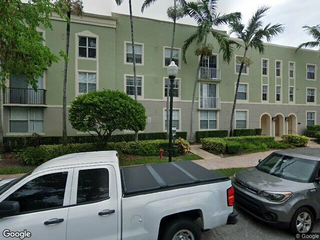 House image located at Hollywood, FL 33020