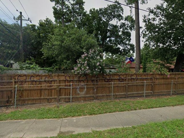 House image located at Panama City, FL 32401