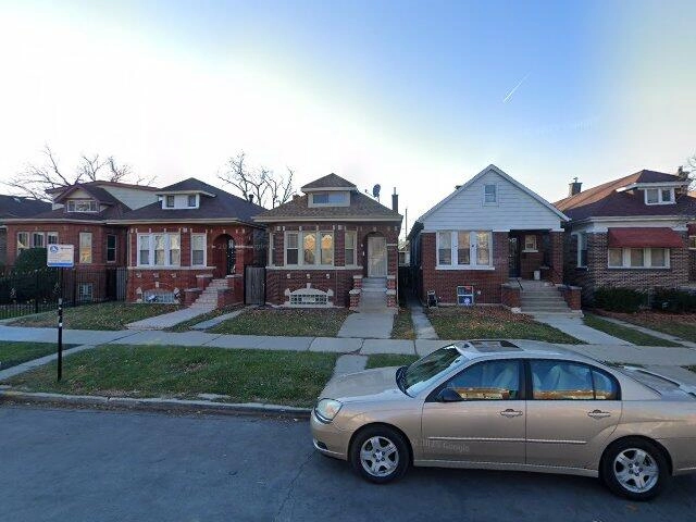 House image located at Chicago, IL 60620