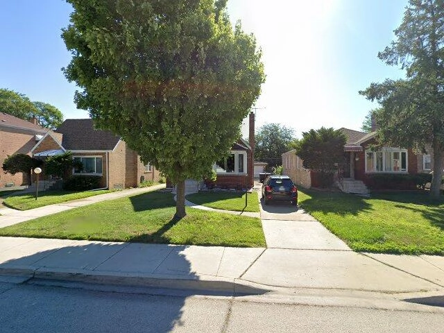 House image located at Chicago, IL 60643